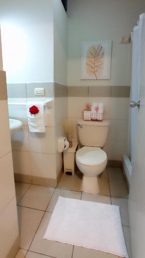 Hab Pequena Bano Compartido La Paz 4 Apartamento Lima Exterior foto